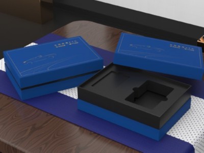 電子產(chǎn)品包裝盒天地蓋應(yīng)該搭配什么內(nèi)托呢？