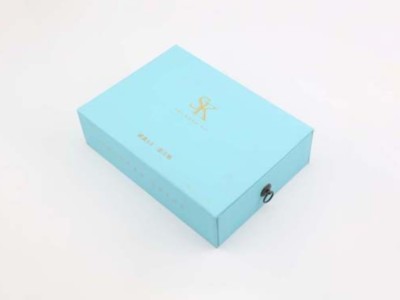 包裝盒定做廠家淺談化妝品包裝盒設計，讓產(chǎn)品更具有魅力
